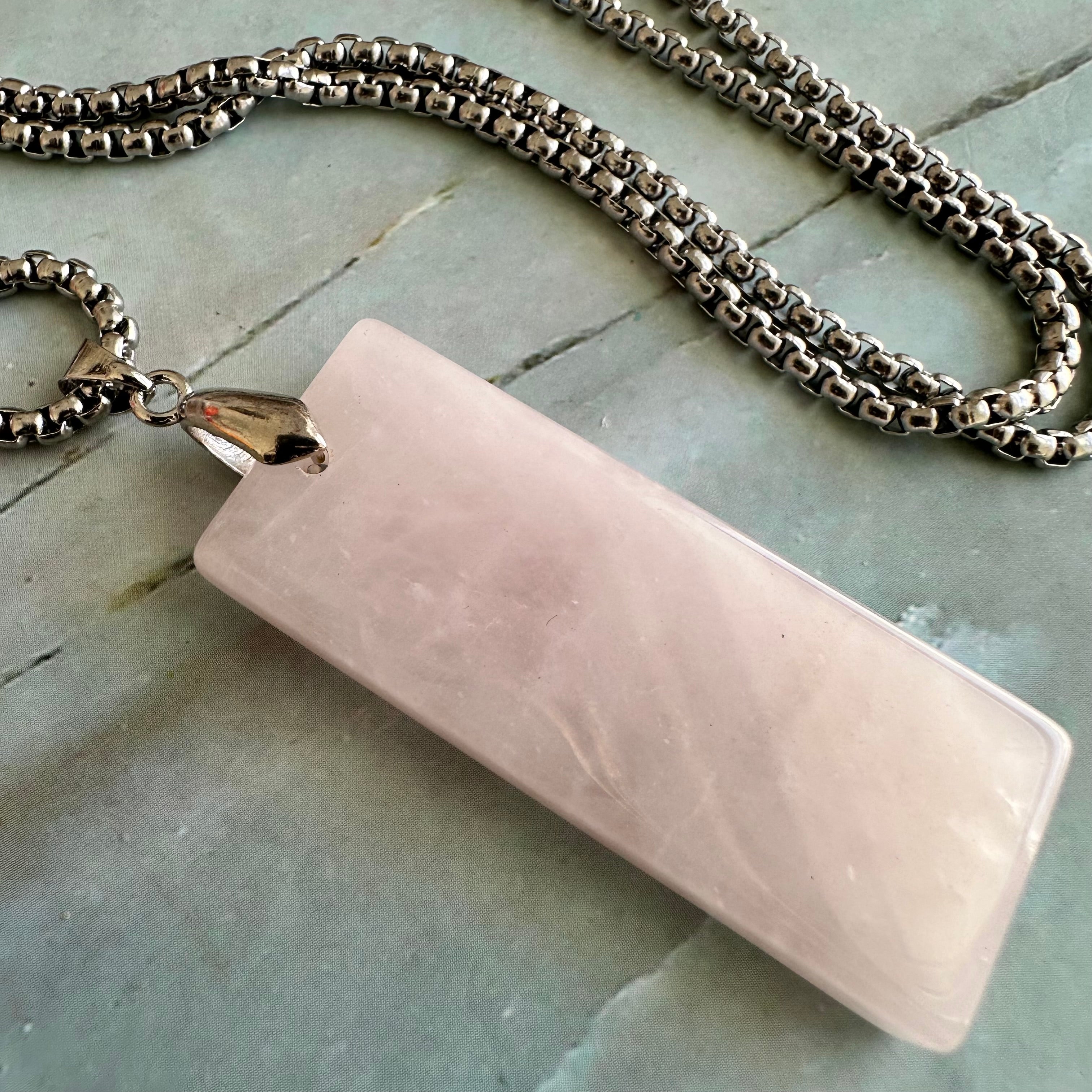 Rose Column Necklace